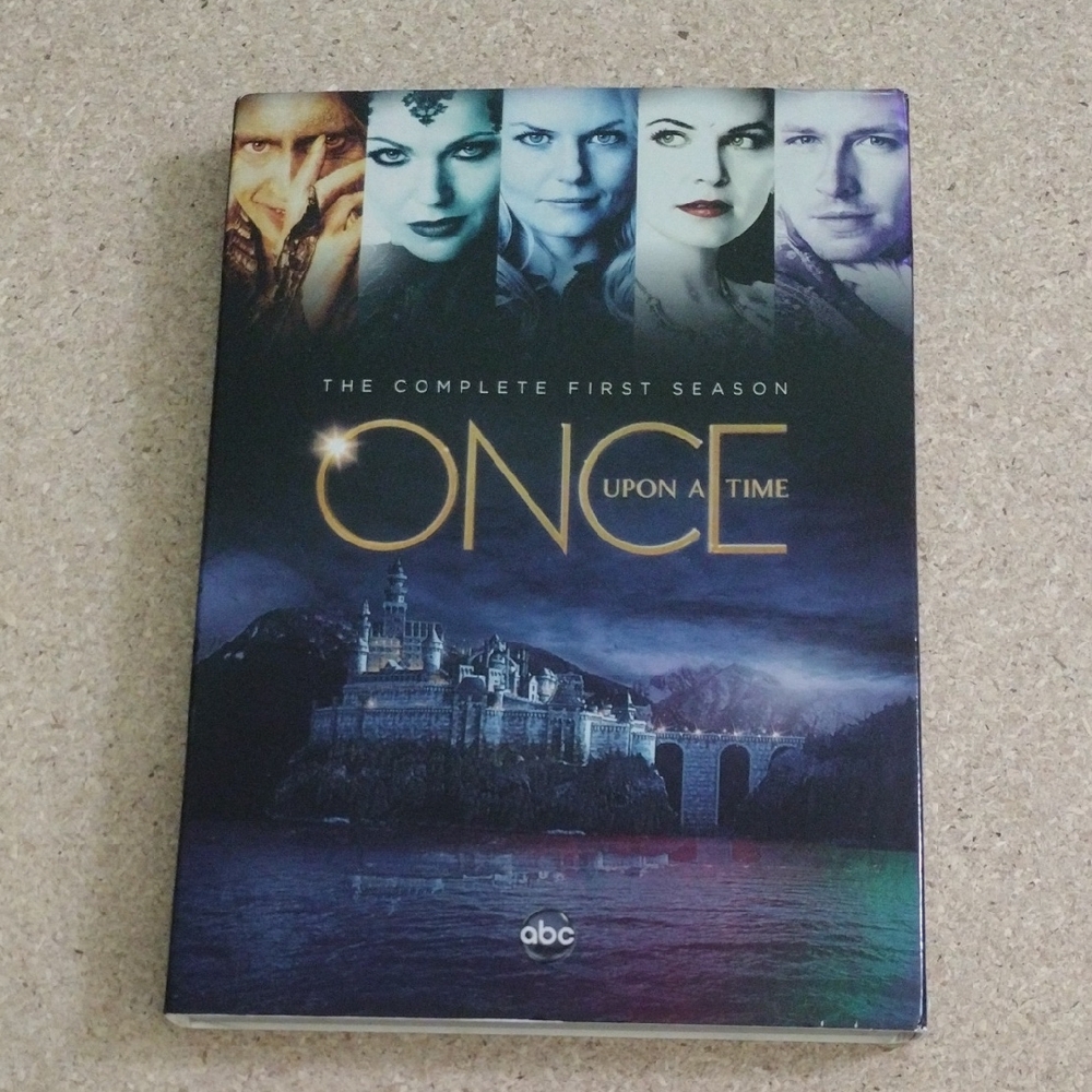 The Complete First Season Of Once Upon A Time